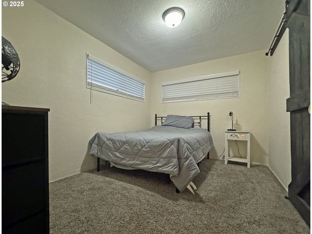 627 Richard St, Brookings, OR 97415