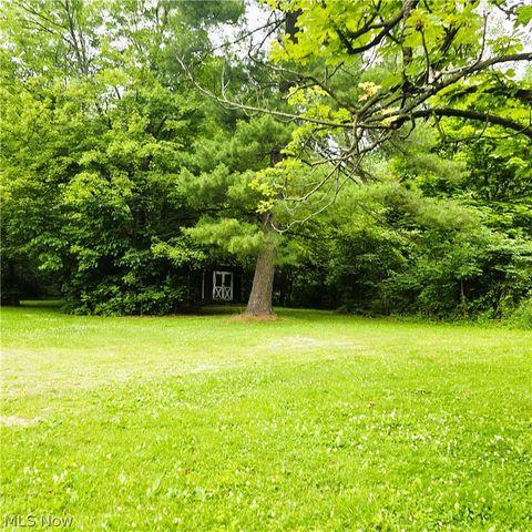 6852 Eastland Road, Middleburg Heights, OH 44130