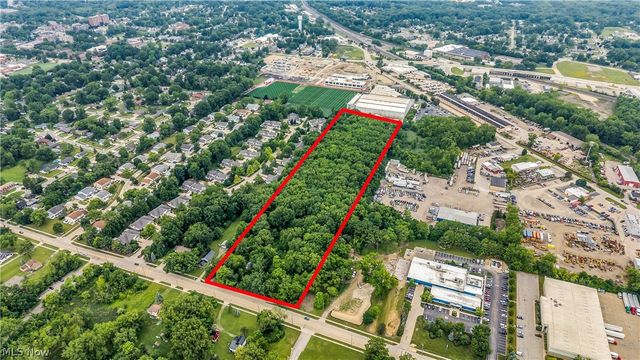 6852 Eastland Road, Middleburg Heights, OH 44130