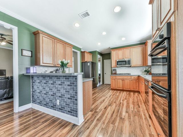 3201 Warren Creek Drive, Powder Springs, GA 30127