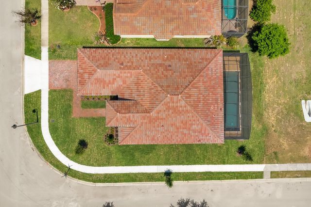376 VILLA SORRENTO CIRCLE, Haines City, FL 33844