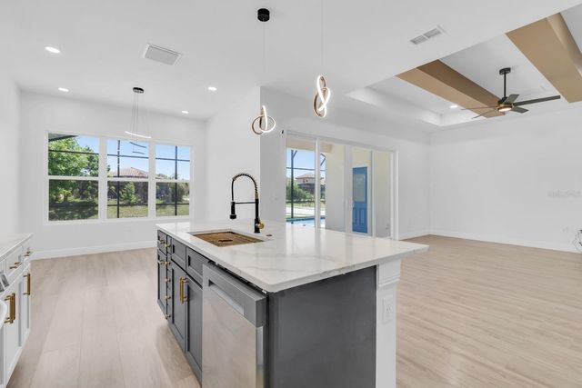 376 VILLA SORRENTO CIRCLE, Haines City, FL 33844