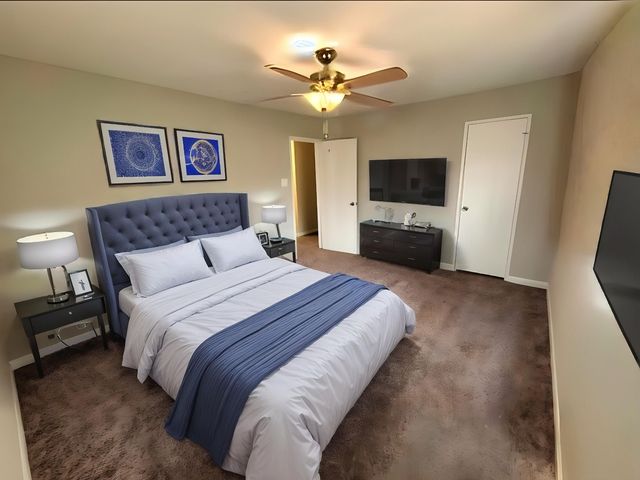673 E 155TH Street, South Holland, IL 60473