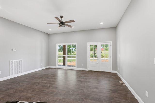 129 Oakley Estates Rd, Allons, TN 38541