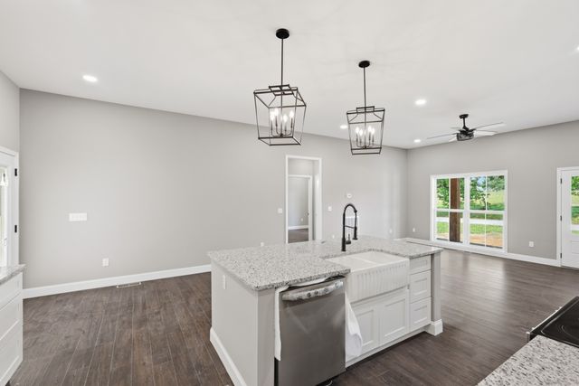 129 Oakley Estates Rd, Allons, TN 38541