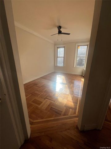 642 E 223rd Street, Bronx, NY 10466