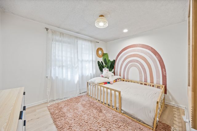 141 Old Coach Highway, Hamden, CT 06514