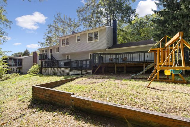 141 Old Coach Highway, Hamden, CT 06514