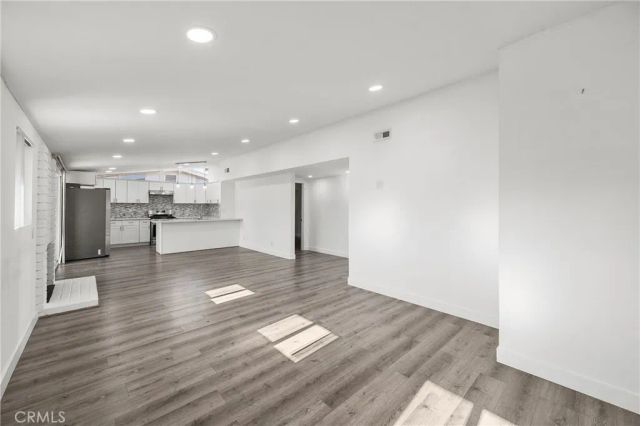 8153 Tunney Avenue, Reseda, CA 91335