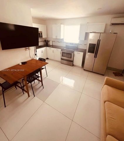 1145 NW 28th St B, Miami, FL 33127