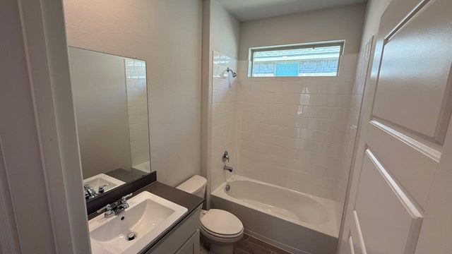 1960 PREAKNESS Drive, Granbury, TX 76049