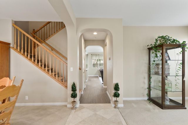 8312 Cabochon Way, Sacramento, CA 95829