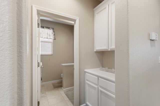 8312 Cabochon Way, Sacramento, CA 95829