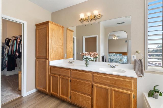 8312 Cabochon Way, Sacramento, CA 95829