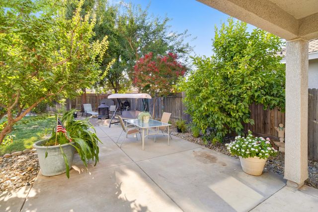 8312 Cabochon Way, Sacramento, CA 95829