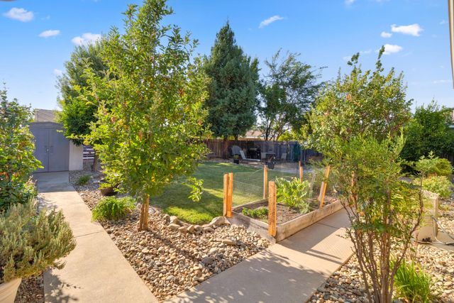 8312 Cabochon Way, Sacramento, CA 95829