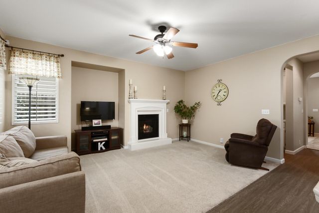 8312 Cabochon Way, Sacramento, CA 95829