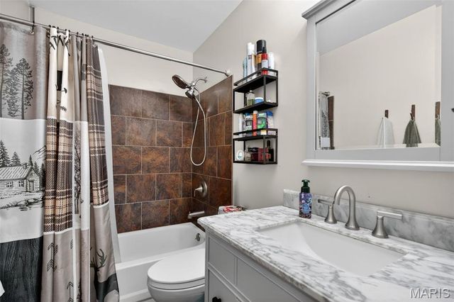 365 Hunters Spur, Grover, MO 63040