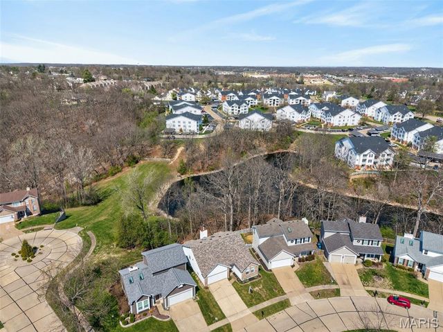 365 Hunters Spur, Grover, MO 63040