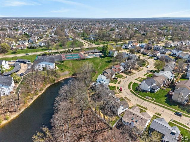 365 Hunters Spur, Grover, MO 63040