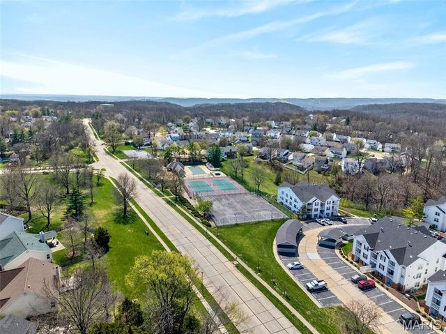 365 Hunters Spur, Grover, MO 63040