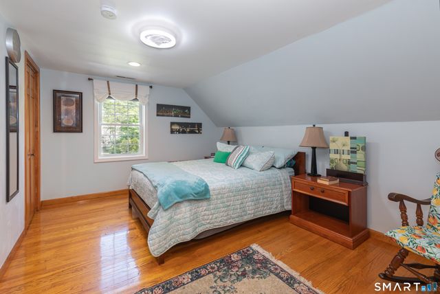 816 Woodruff Road, Orange, CT 06477