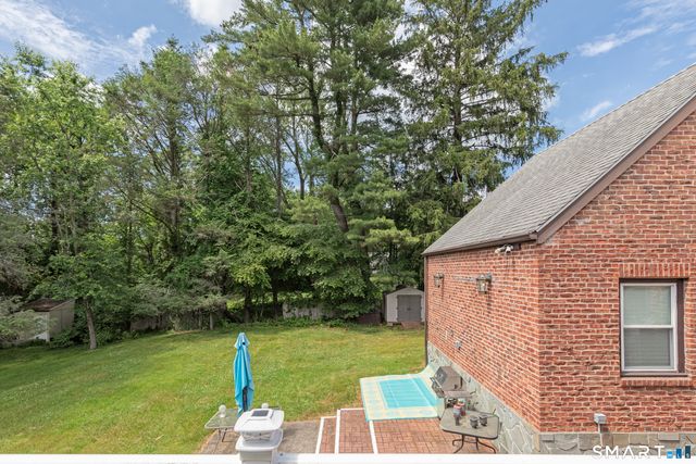 816 Woodruff Road, Orange, CT 06477