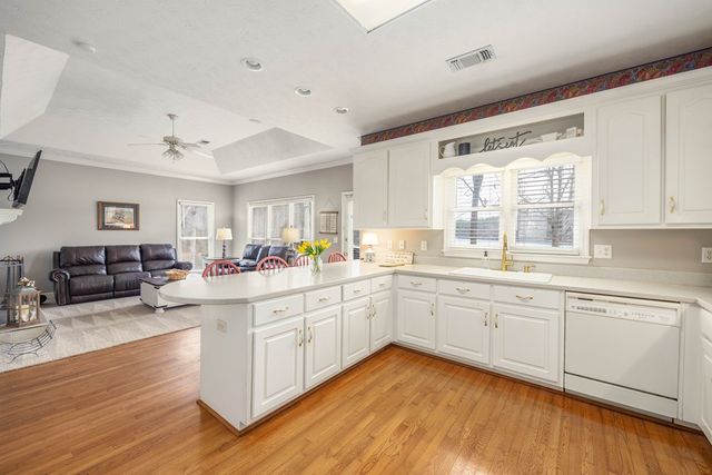 699 Lee Road 0384, Valley, AL 36854