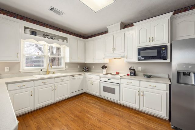 699 Lee Road 0384, Valley, AL 36854