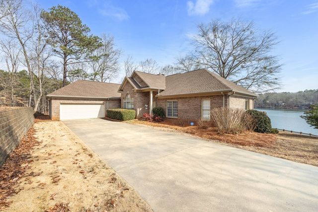 699 Lee Road 0384, Valley, AL 36854