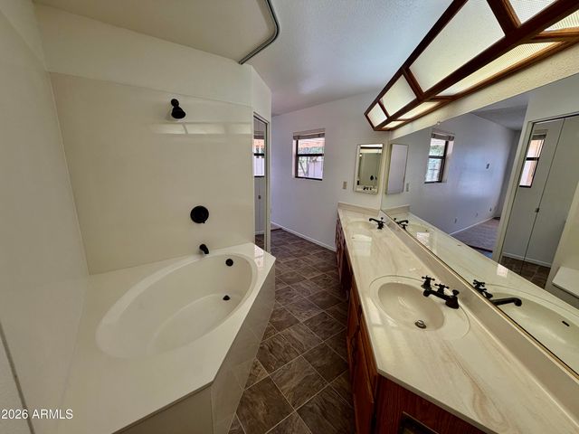 12282 S SHOSHONI Drive, Phoenix, AZ 85044