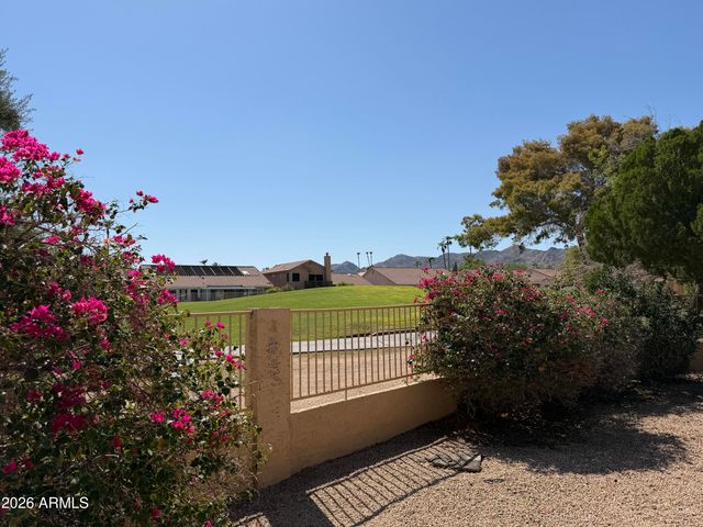12282 S SHOSHONI Drive, Phoenix, AZ 85044
