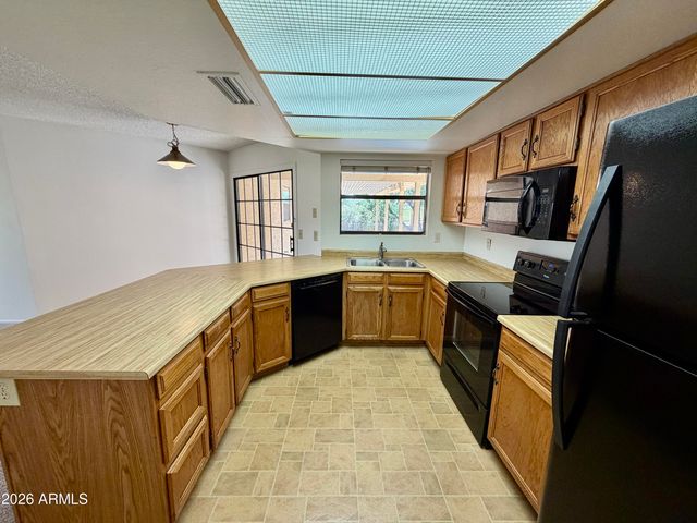 12282 S SHOSHONI Drive, Phoenix, AZ 85044