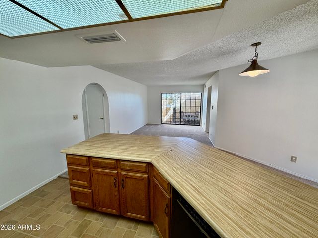 12282 S SHOSHONI Drive, Phoenix, AZ 85044