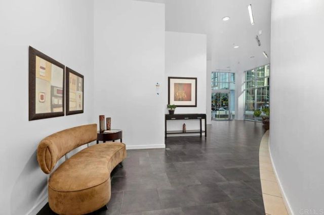 350 W Ash 905, San Diego, CA 92101