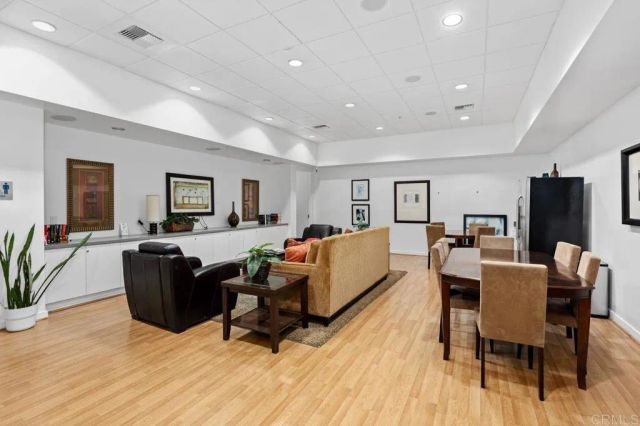 350 W Ash 905, San Diego, CA 92101