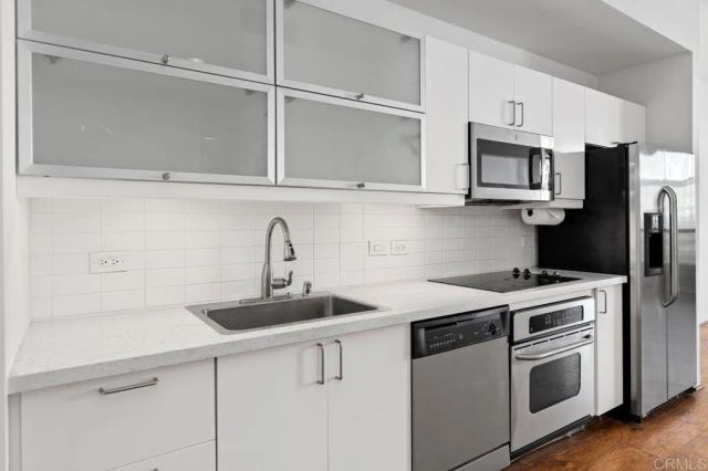 350 W Ash 905, San Diego, CA 92101