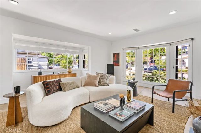 11110 Landale Street, North Hollywood, CA 91602