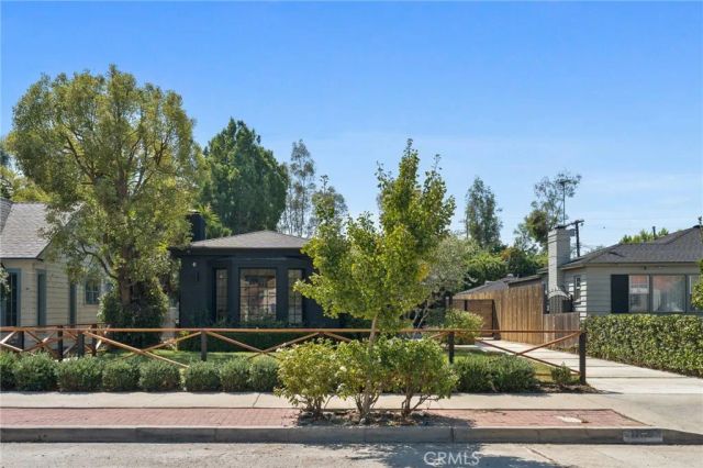 11110 Landale Street, North Hollywood, CA 91602