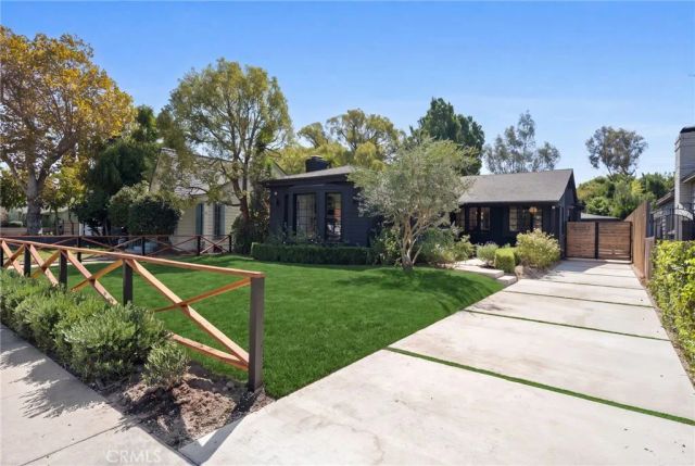 11110 Landale Street, North Hollywood, CA 91602