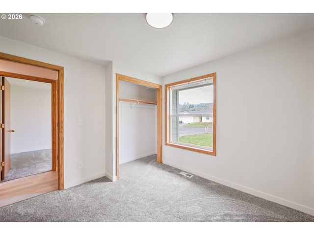 130 DEHNING Dr, Woodland, WA 98674