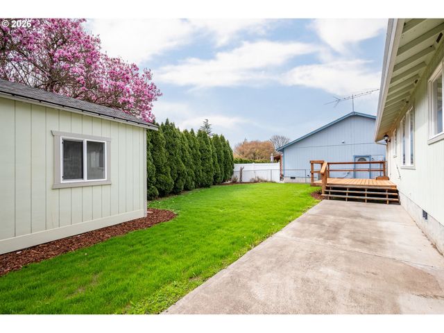 130 DEHNING Dr, Woodland, WA 98674
