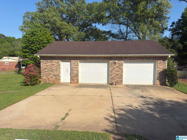 3363 CRESCENT DRIVE, Hueytown, AL 35023
