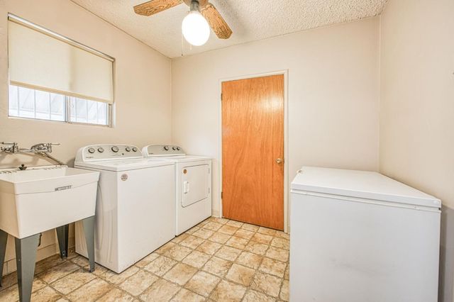 148 E Eden Avenue, Fresno, CA 93706