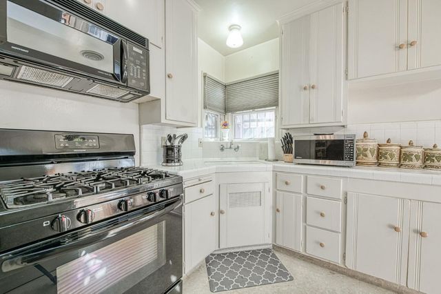 148 E Eden Avenue, Fresno, CA 93706