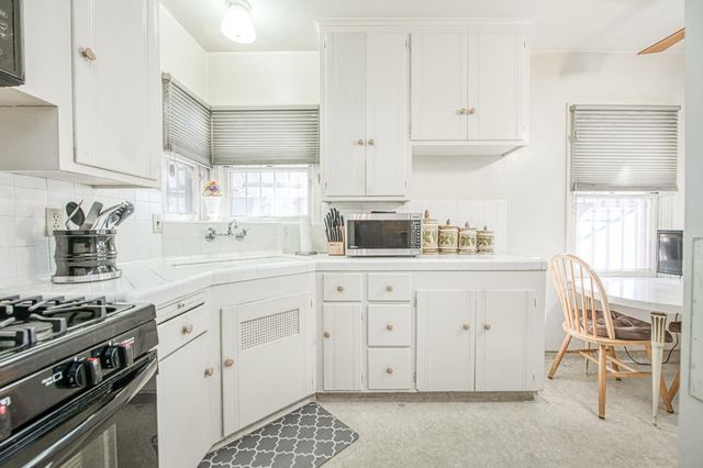 148 E Eden Avenue, Fresno, CA 93706