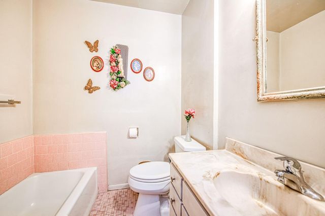 148 E Eden Avenue, Fresno, CA 93706