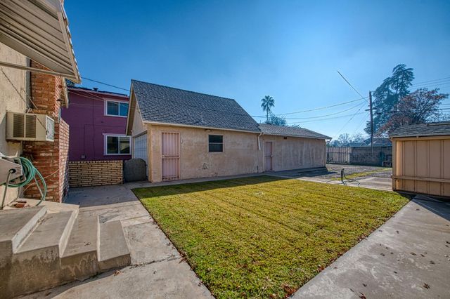 148 E Eden Avenue, Fresno, CA 93706