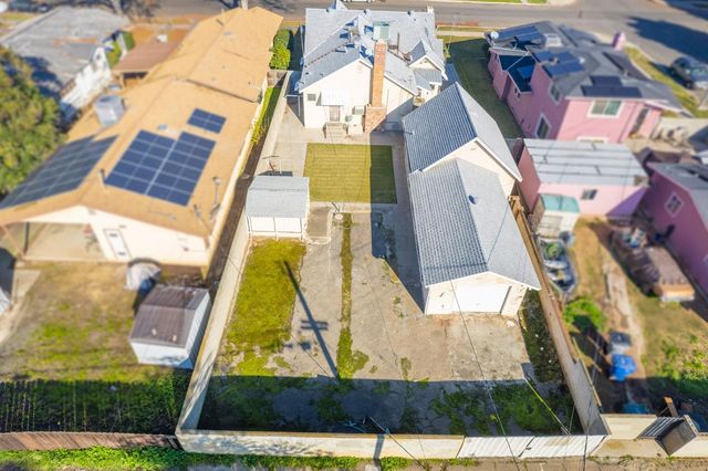 148 E Eden Avenue, Fresno, CA 93706