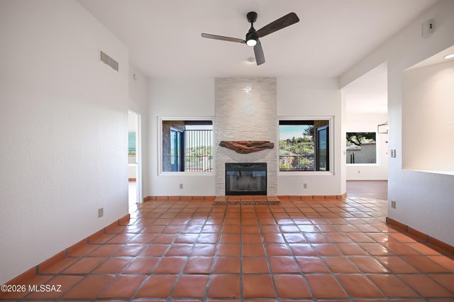 1201 Camino Diestro, Oro Valley, AZ 85704